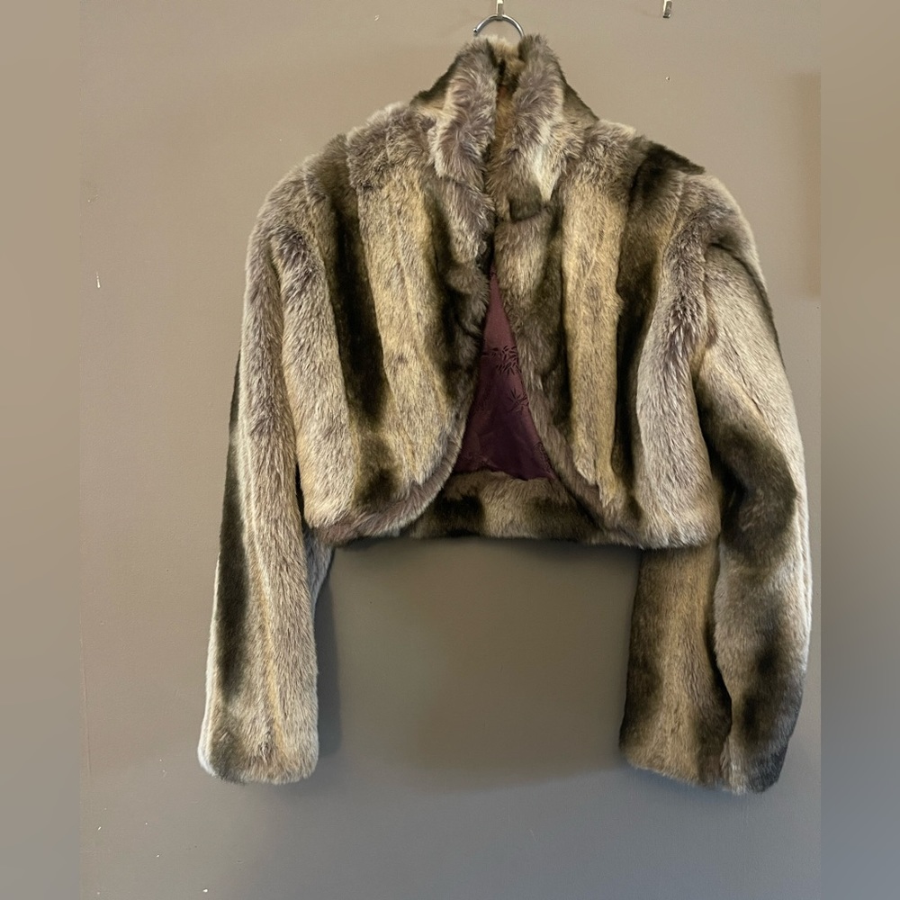 Vintage faux fur coat sz. M